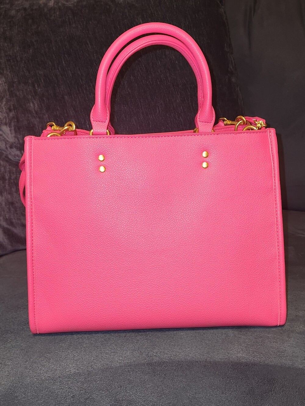 Pink Structured Tote Handbag - Classic Everyday Carry
